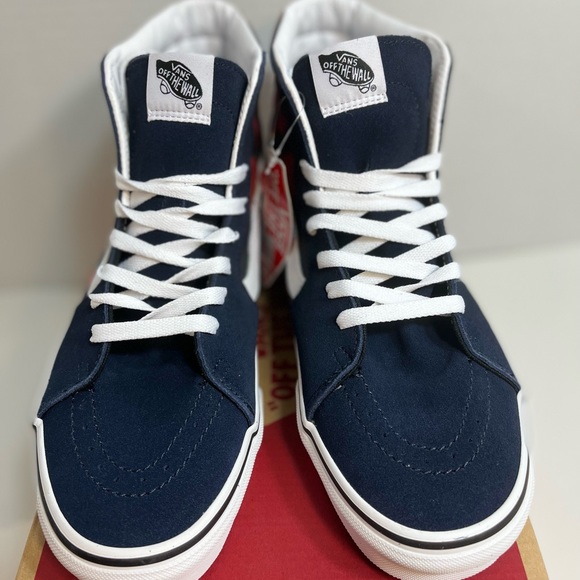 Van’s SK8 HI ‘Dark Aura’ - Picture 8 of 11